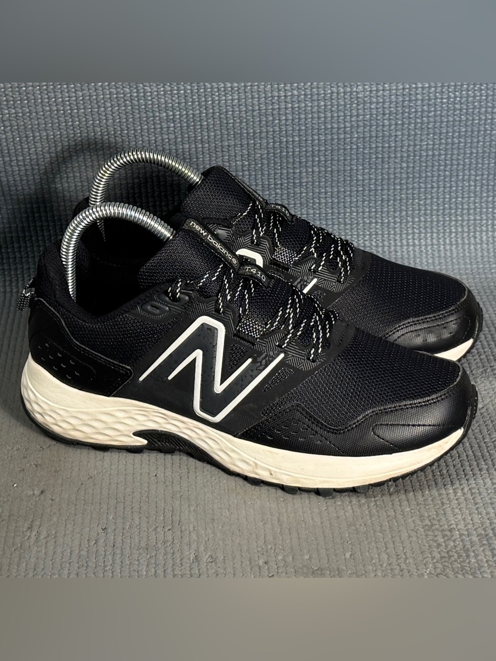New Balance 410 V8 Trail Running Shoes Women's Size‎ 7.5
